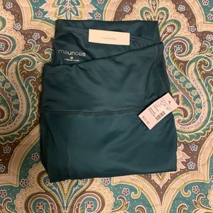 NWT MAURICES LUXE ULTRA HIGH-RISE LEGGINGS—Sz MEDIUM